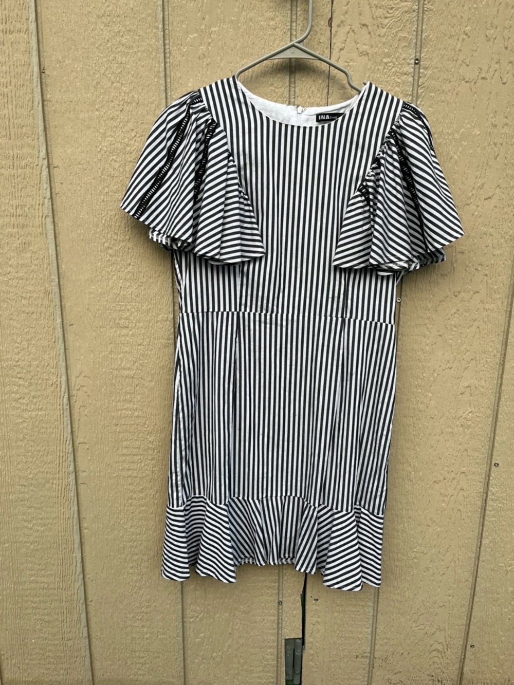 INA Black White Striped Dress Women’s Size‎ Large NWT